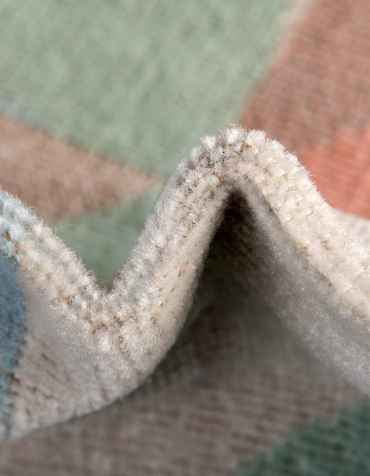 Detail image of 8' x 10' Lotus Oval Rug