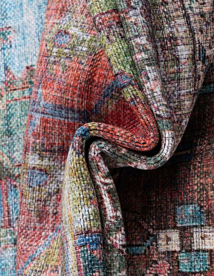 4' x 6' Washable Maahru Oval Rug