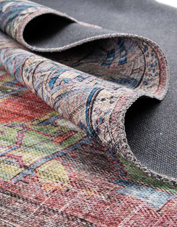 4' x 6' Washable Maahru Oval Rug