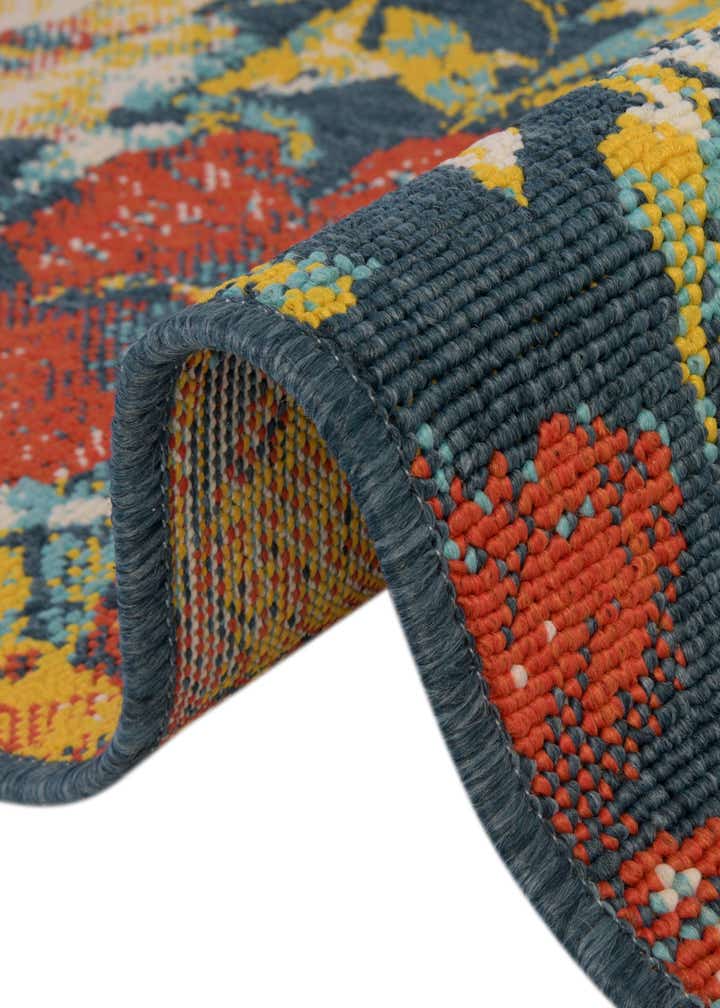 2' x 3' Easy-Clean Coastal Indoor / Outdoor Oval Rug