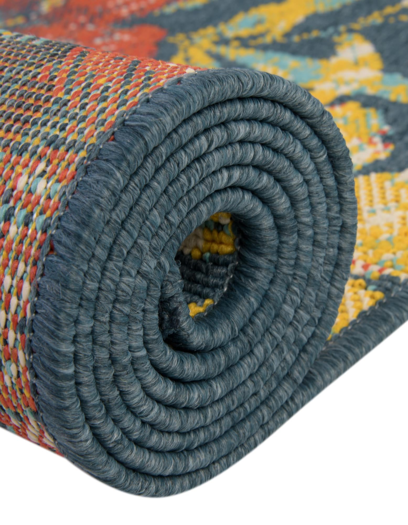 4' x 6' Easy-Clean Coastal Indoor / Outdoor Oval Rug