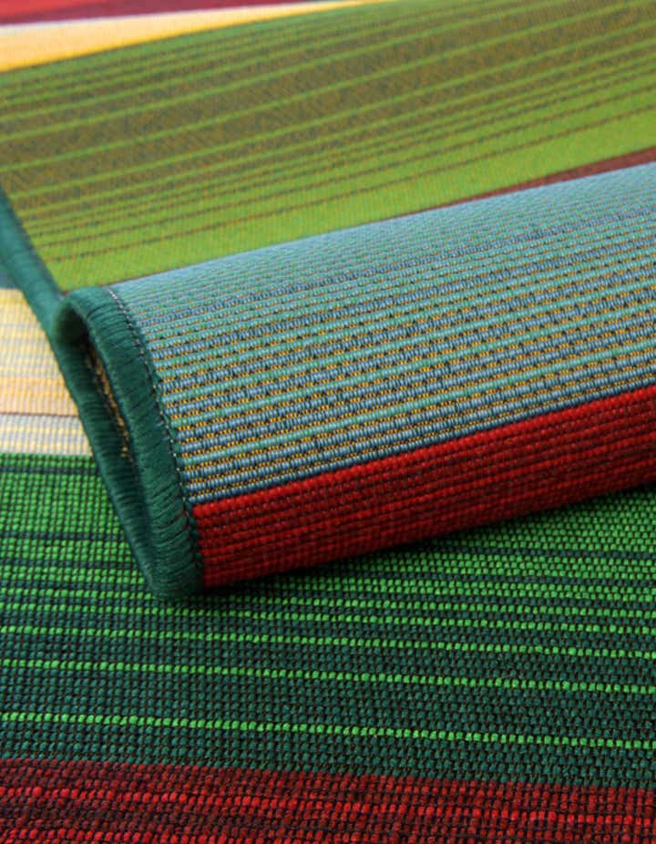 4' x 6' Easy-Clean Modern Indoor / Outdoor Oval Rug