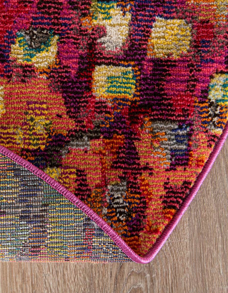 Detail image of 8' x 10' Washable Sevilla Oval Rug