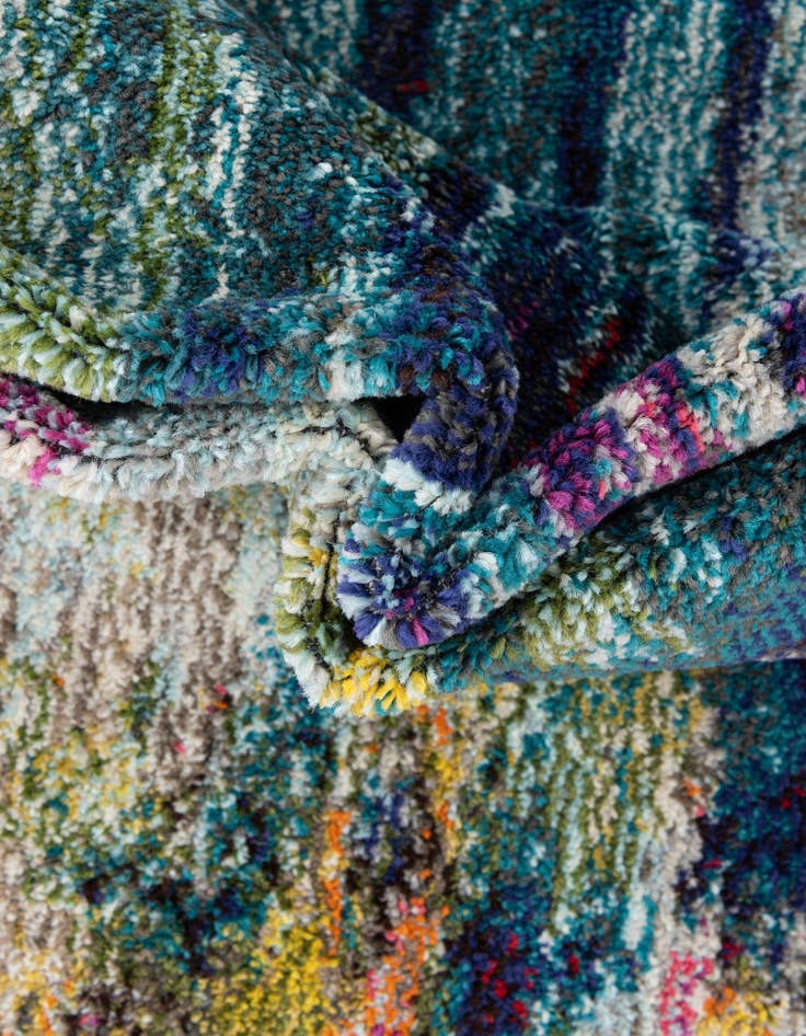 Detail image of 3' 3 x 5' 3  Washable Spectrum Oval Rug