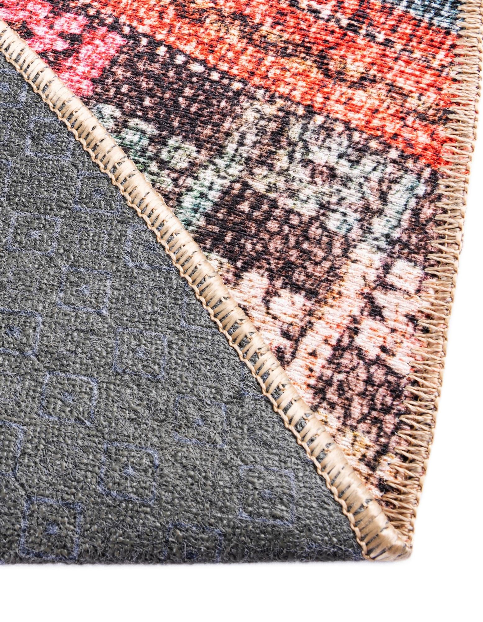 2' x 3' Washable Timeless Oval Rug