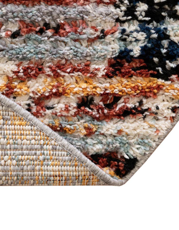 Detail image of 8' x 10' Tucson Oval Rug