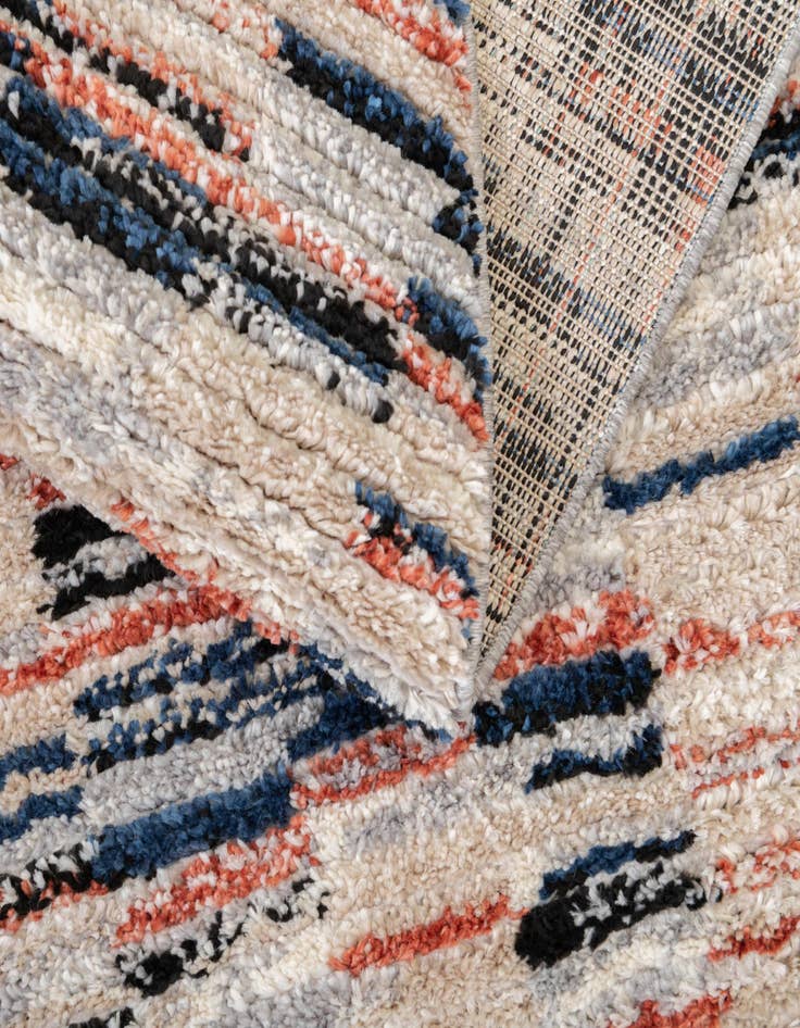 Detail image of 5' x 8' Tucson Oval Rug