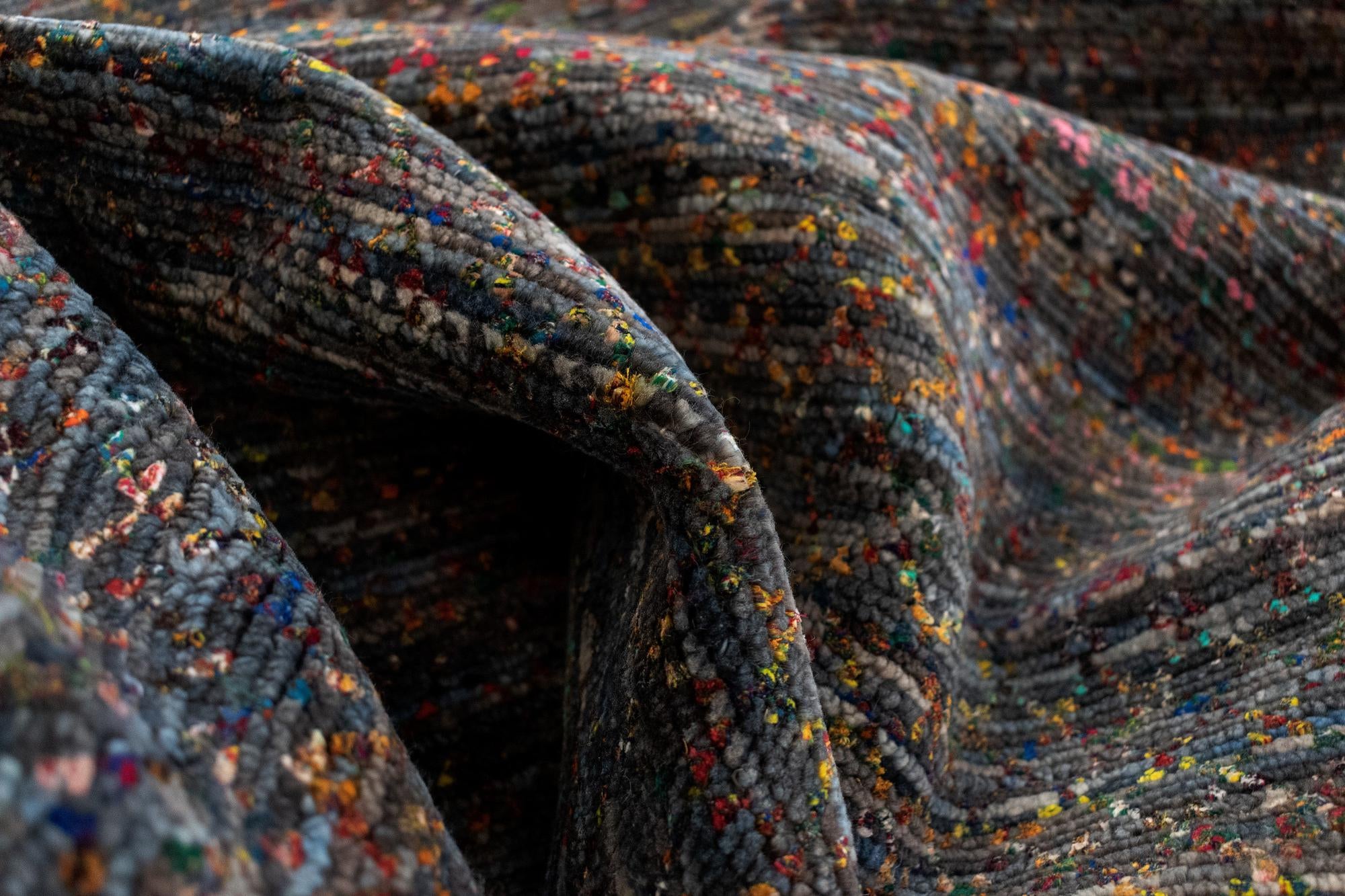 6' 7 x 10' Agra Wool Rug