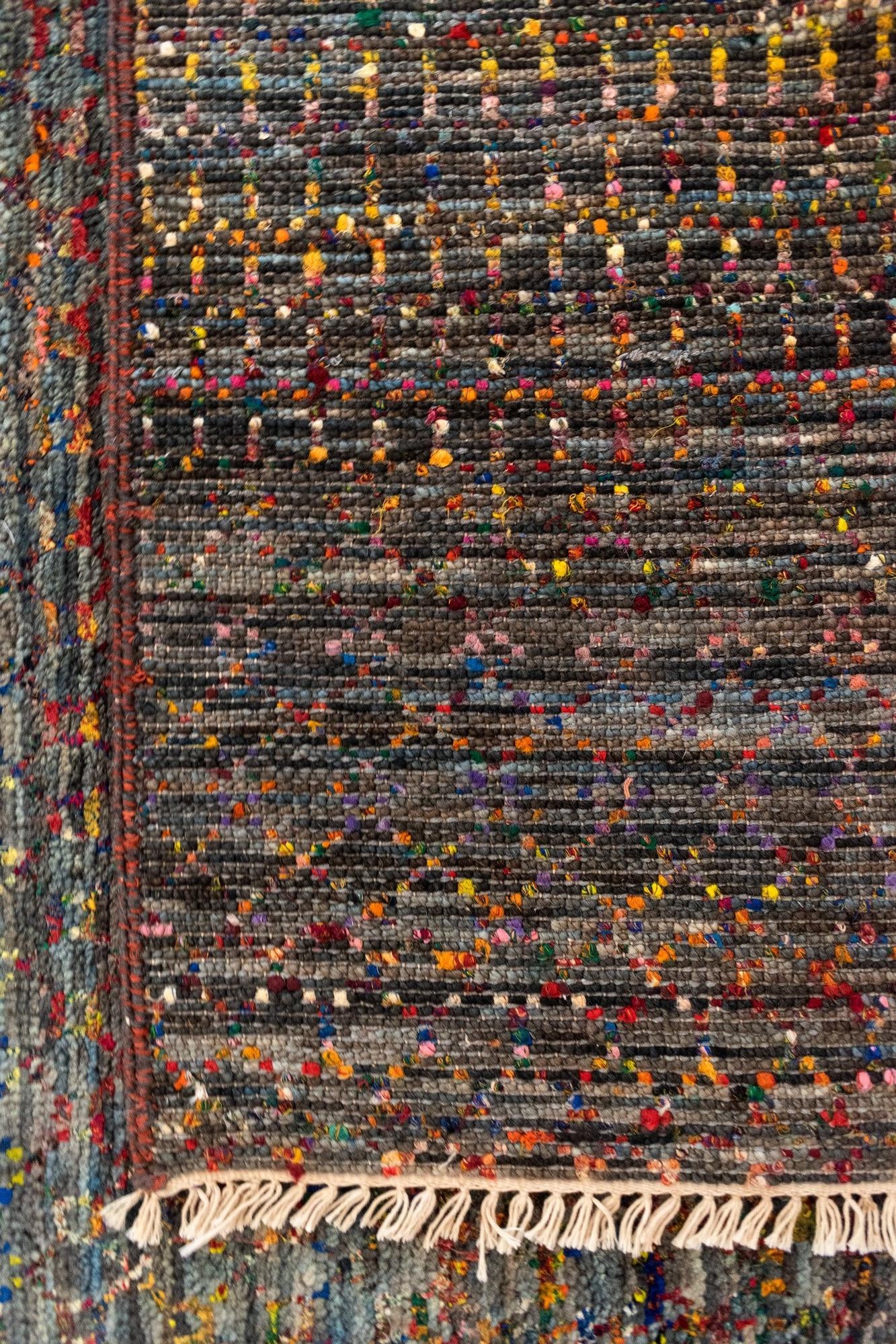 6' 7 x 9' 10 Agra Wool Rug