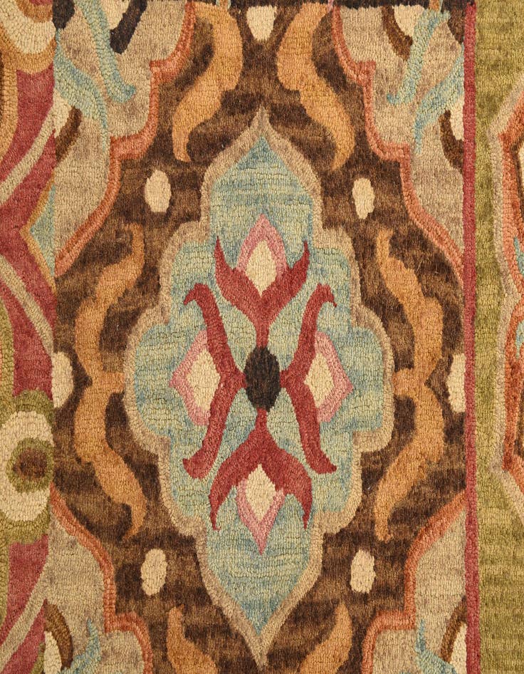 Detail image of 8' x 9' 11 Agra Rug