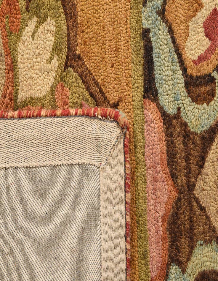 Detail image of 8' x 9' 11 Agra Rug