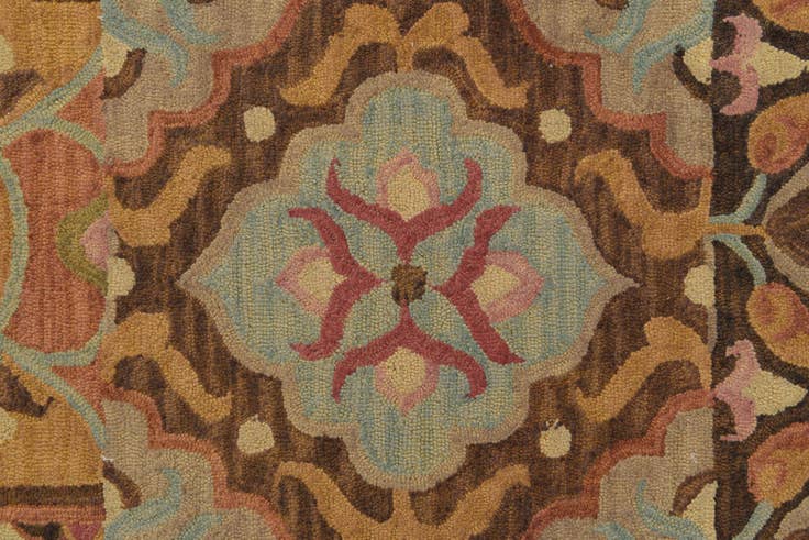 Detail image of 8' x 10' Agra Rug