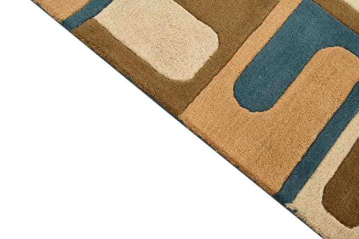 5' 1 x 7' 10 Agra Rug