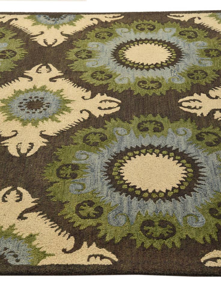 Detail image of 5' 1 x 8' Agra Rug