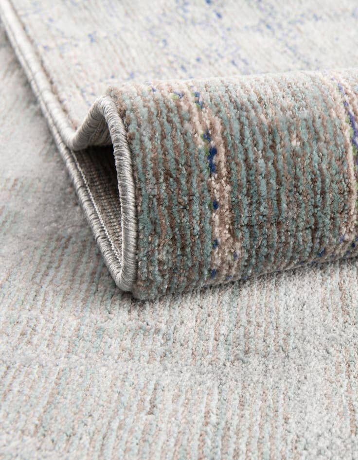 Detail image of 4' x 6' Alexis Rug