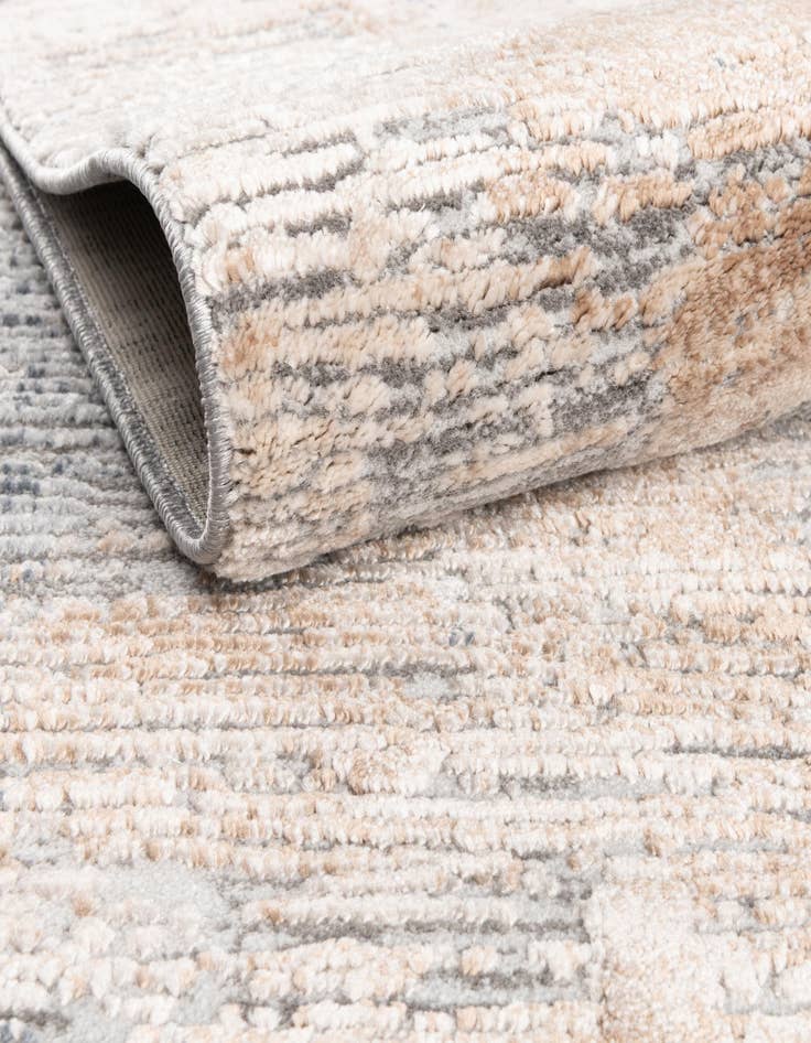 Detail image of 4' x 6' Alexis Rug