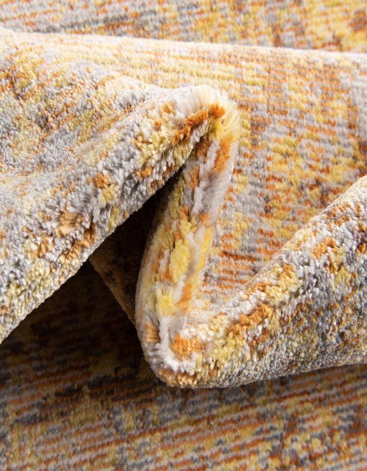 Detail image of 5' x 8' Alexis Rug