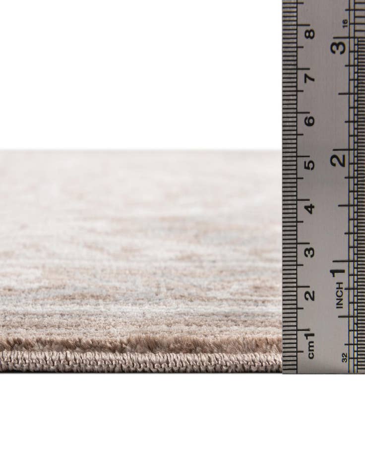 Detail image of 3' x 5' Alexis Rug