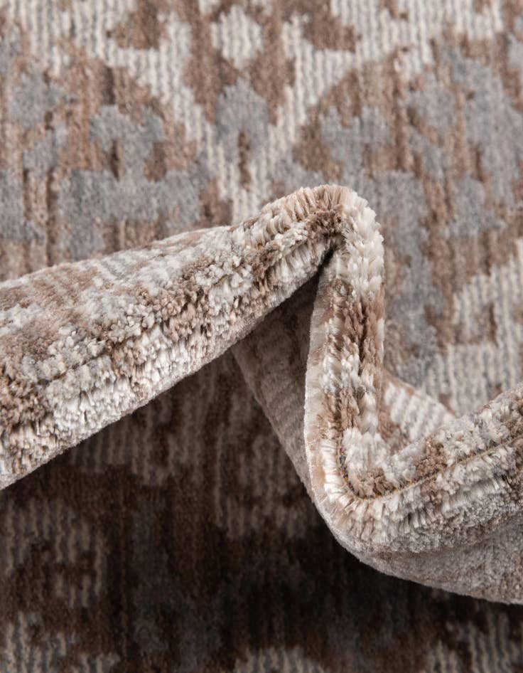 Detail image of 3' x 5' Alexis Rug