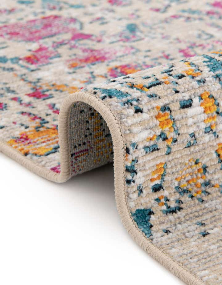 240cm x 335cm Amulet Rug