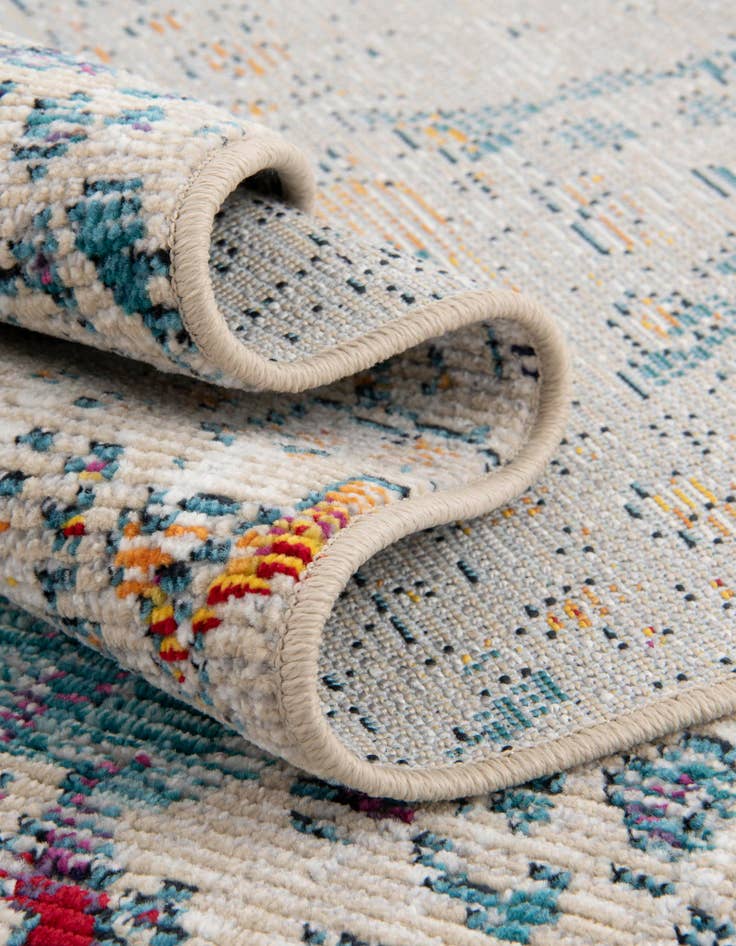 Detail image of 2' x 3' Amulet Rug