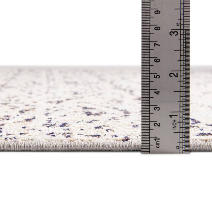 Detail image of 4' x 6' Amulet Rug