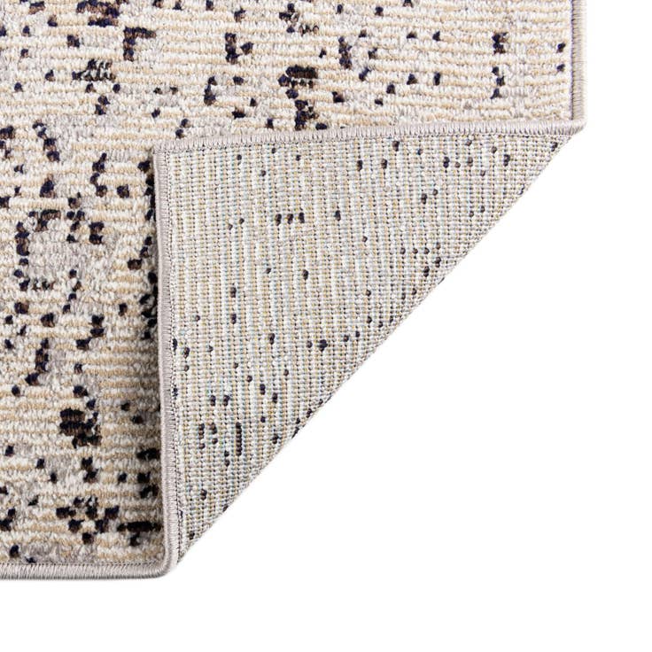 Detail image of 4' x 6' Amulet Rug