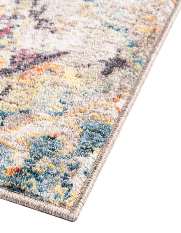 Detail image of 4' 7 x 6' 7 Andromeda Rug