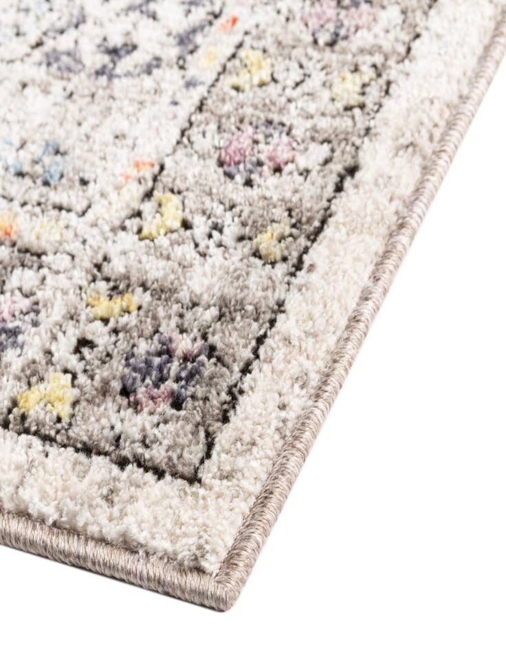 Detail image of 5' 3 x 7' 3 Andromeda Rug