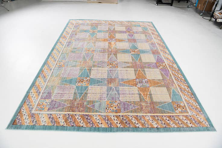 Detail image of 7' x 10' Aqua Rug