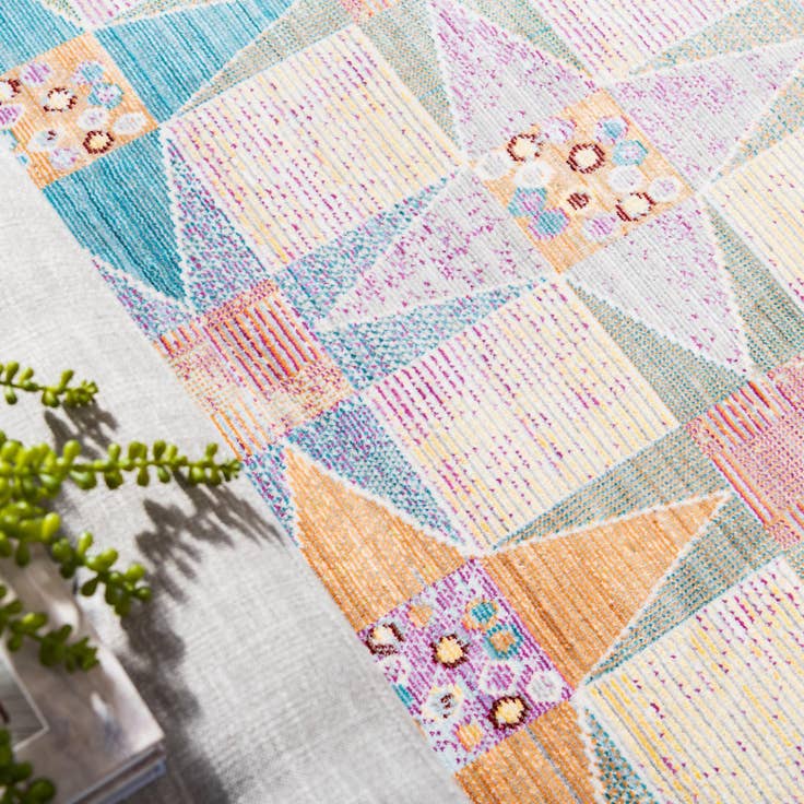 Detail image of 7' x 10' Aqua Rug