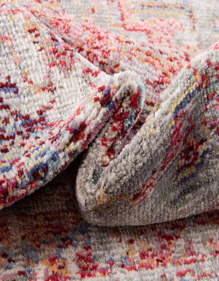 Detail image of 5' x 7' 7 Aqua Rug