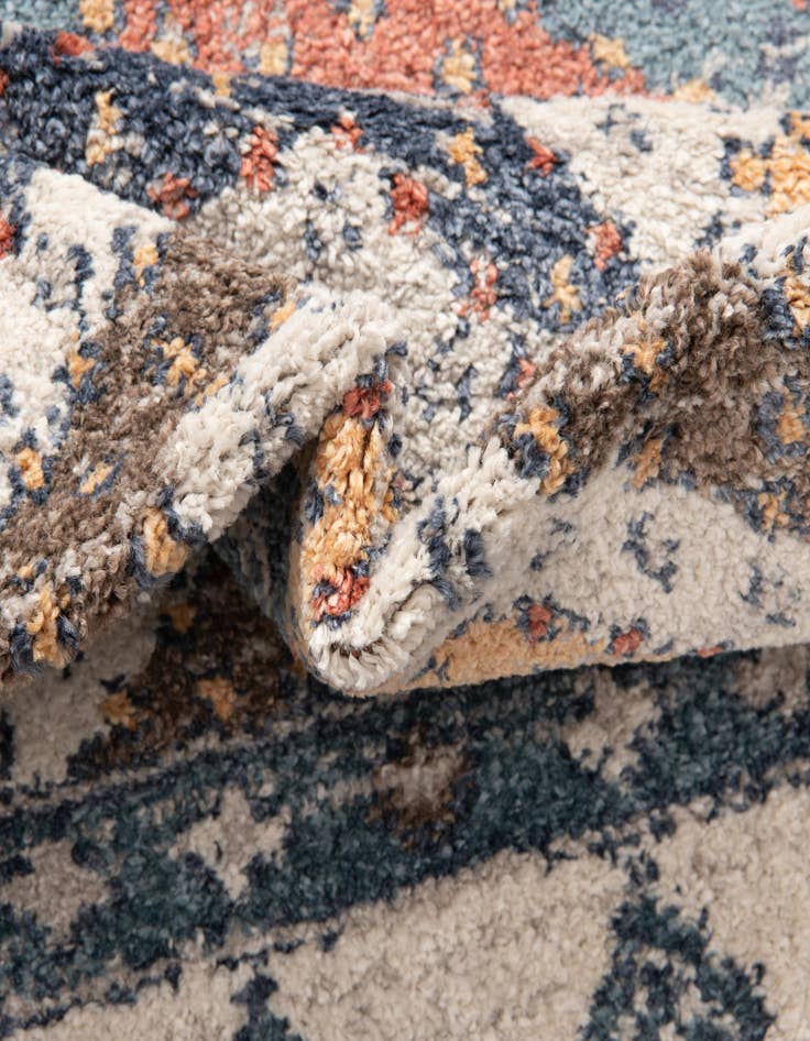 Detail image of 6' x 9' Aramis Rug