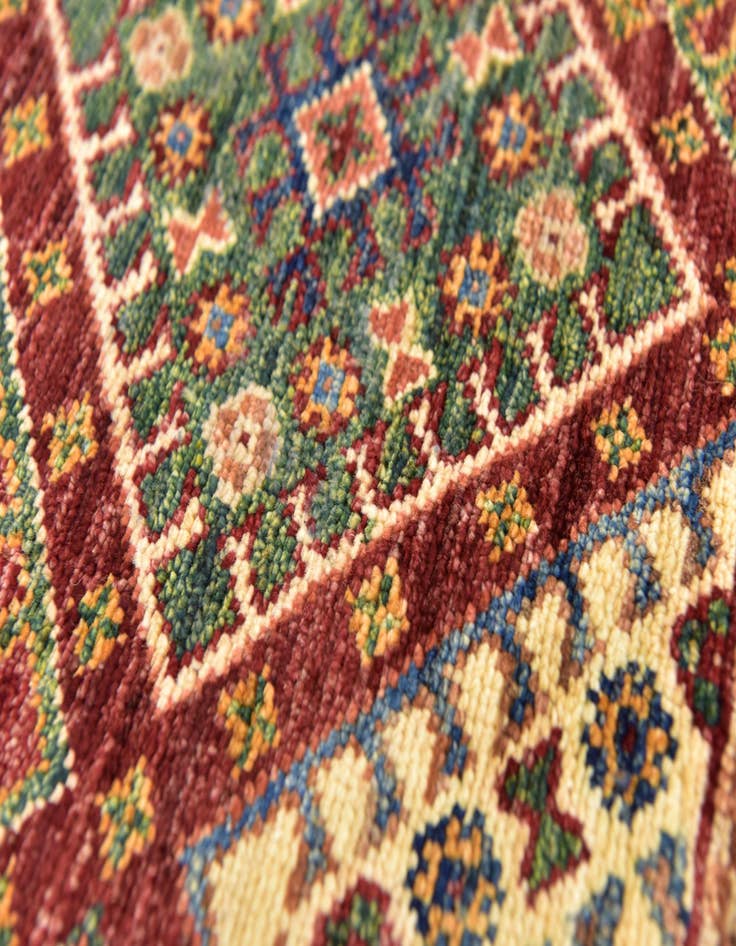 Detail image of 5' x 6' 8  Hand Knotted Ariana Ziegler Wool Rug