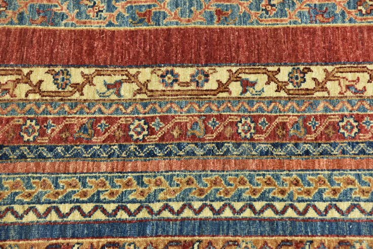 Detail image of 5' x 6' 6 Hand Knotted Ariana Ziegler Rug