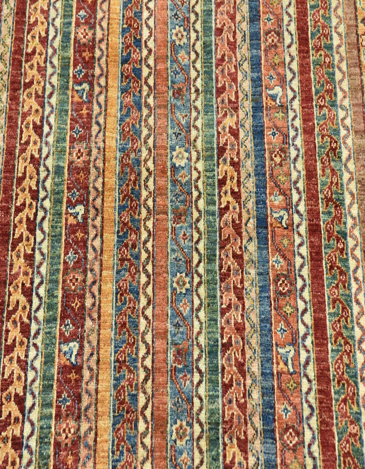 Detail image of 5' x 6' 7  Hand Knotted Ariana Ziegler Rug