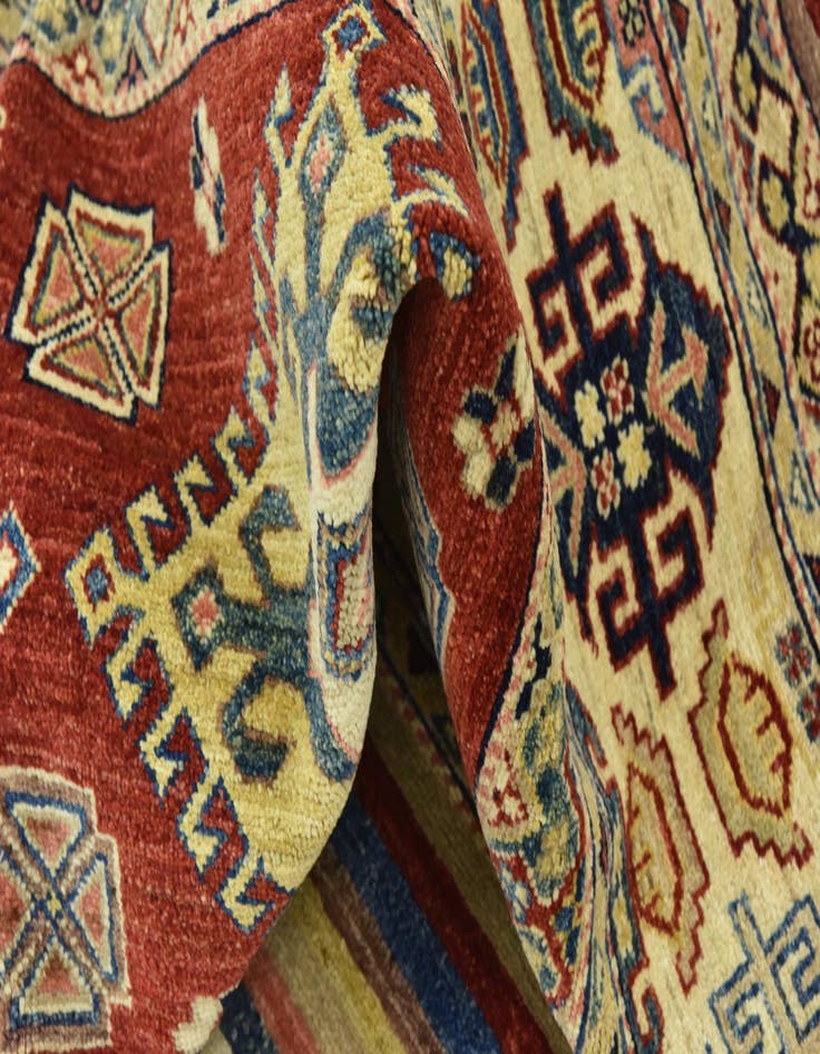 Detail image of 9' 10 x 13' 9  Hand Knotted Ariana Ziegler Rug