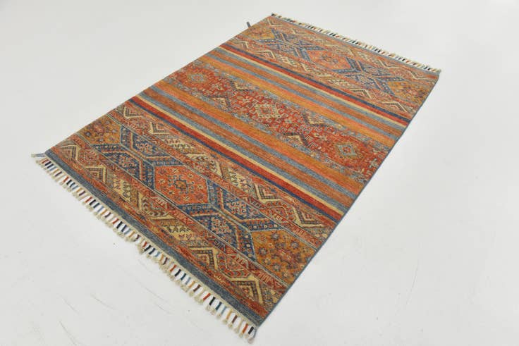 Detail image of 4' x 5' 8 Hand Knotted Ariana Ziegler Rug