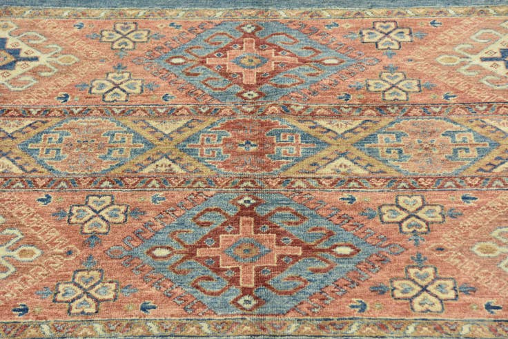 Detail image of 5' 1 x 6' 8 Hand Knotted Ariana Ziegler Rug
