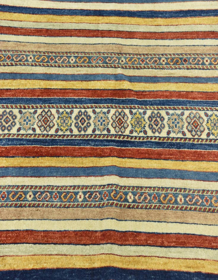 Detail image of 5' x 6' 4  Hand Knotted Ariana Ziegler Rug