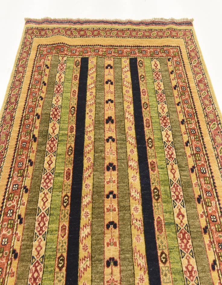 Detail image of 4' 1 x 6' 2 Hand Knotted Ariana Ziegler Rug