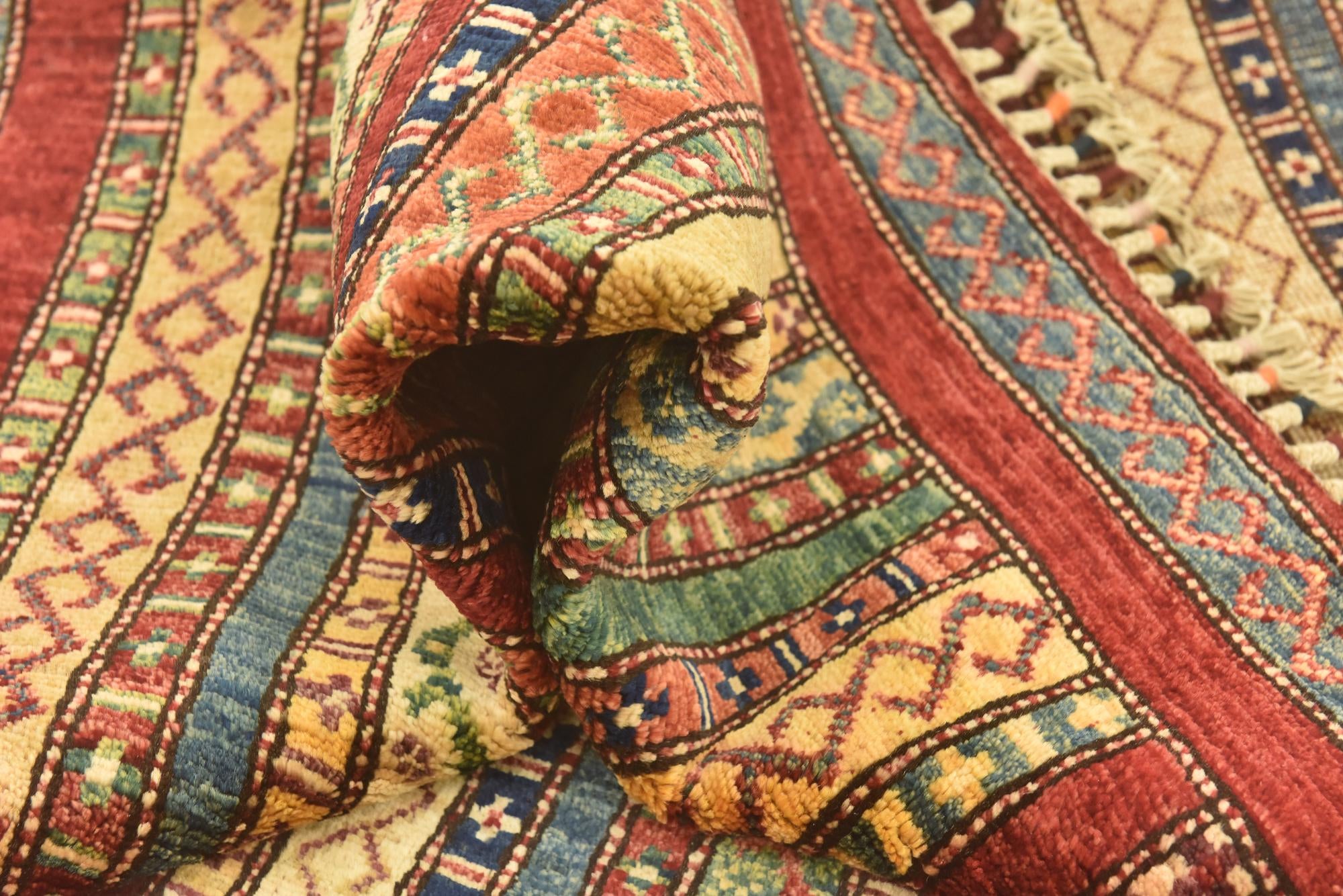 4' 10 x 6' 6 Hand Knotted Ariana Ziegler Rug