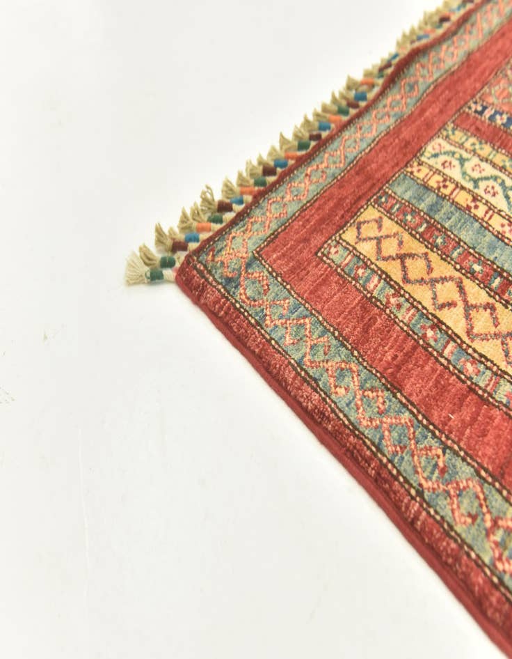 Detail image of 5' x 6' 7 Hand Knotted Ariana Ziegler Rug