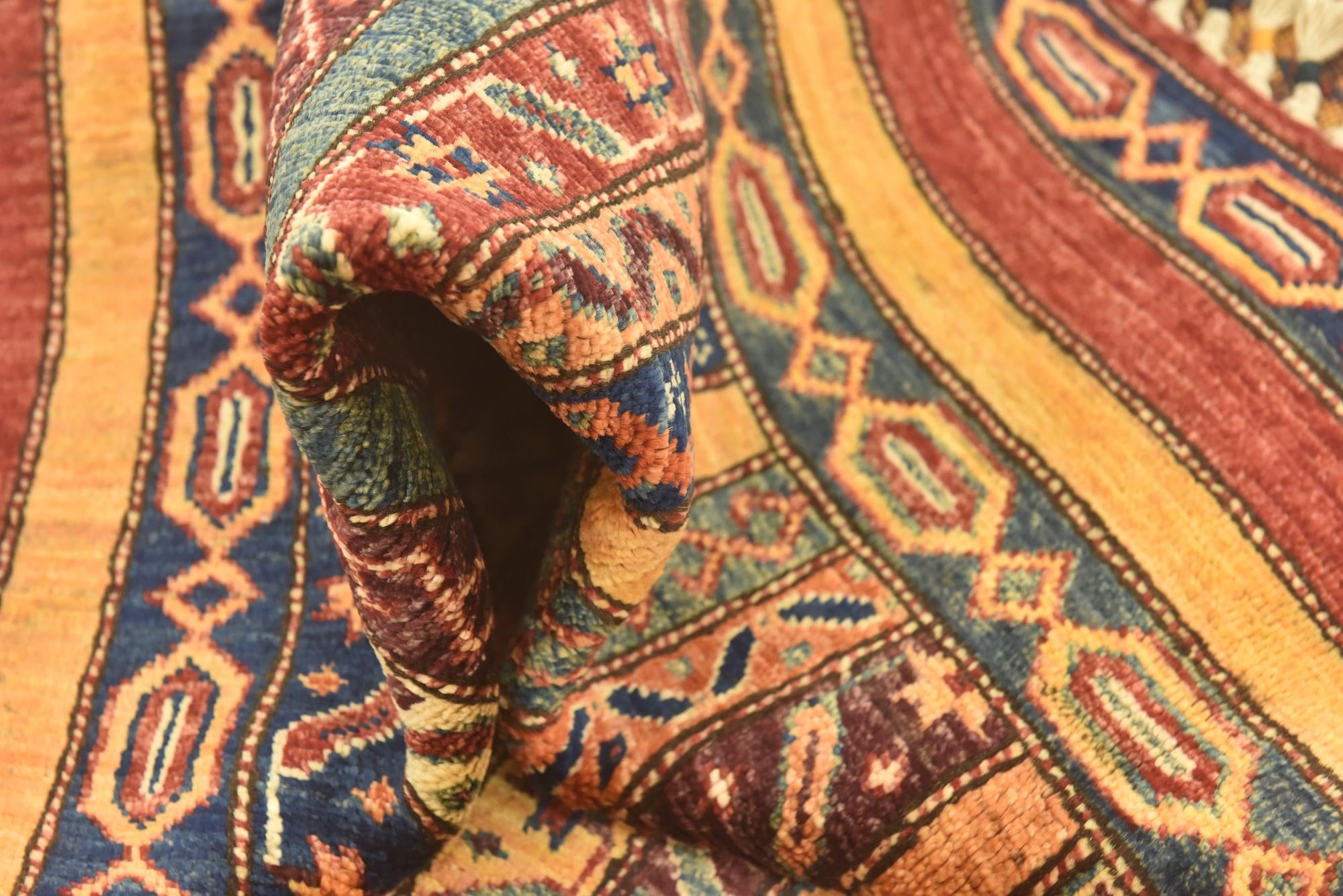 4' 9 x 6' 4 Hand Knotted Ariana Ziegler Rug