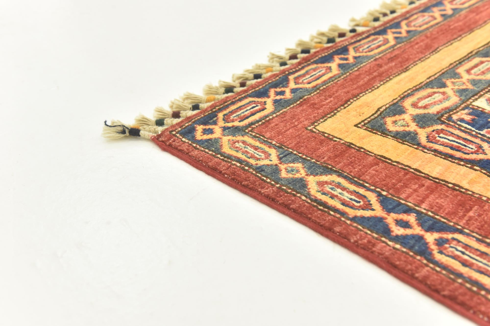 4' 9 x 6' 4 Hand Knotted Ariana Ziegler Rug