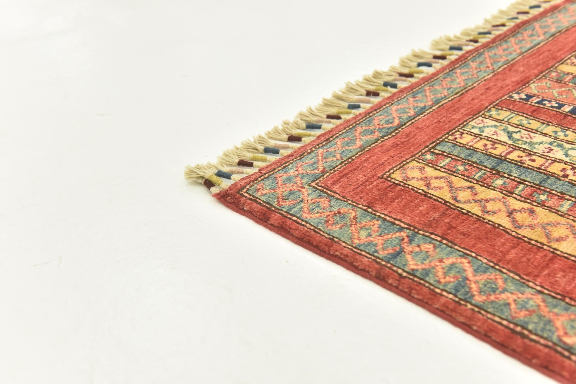 4' 10 x 6' 6 Hand Knotted Ariana Ziegler Rug