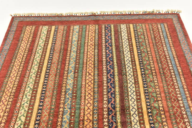 Detail image of 4' 9 x 6' 4 Hand Knotted Ariana Ziegler Rug