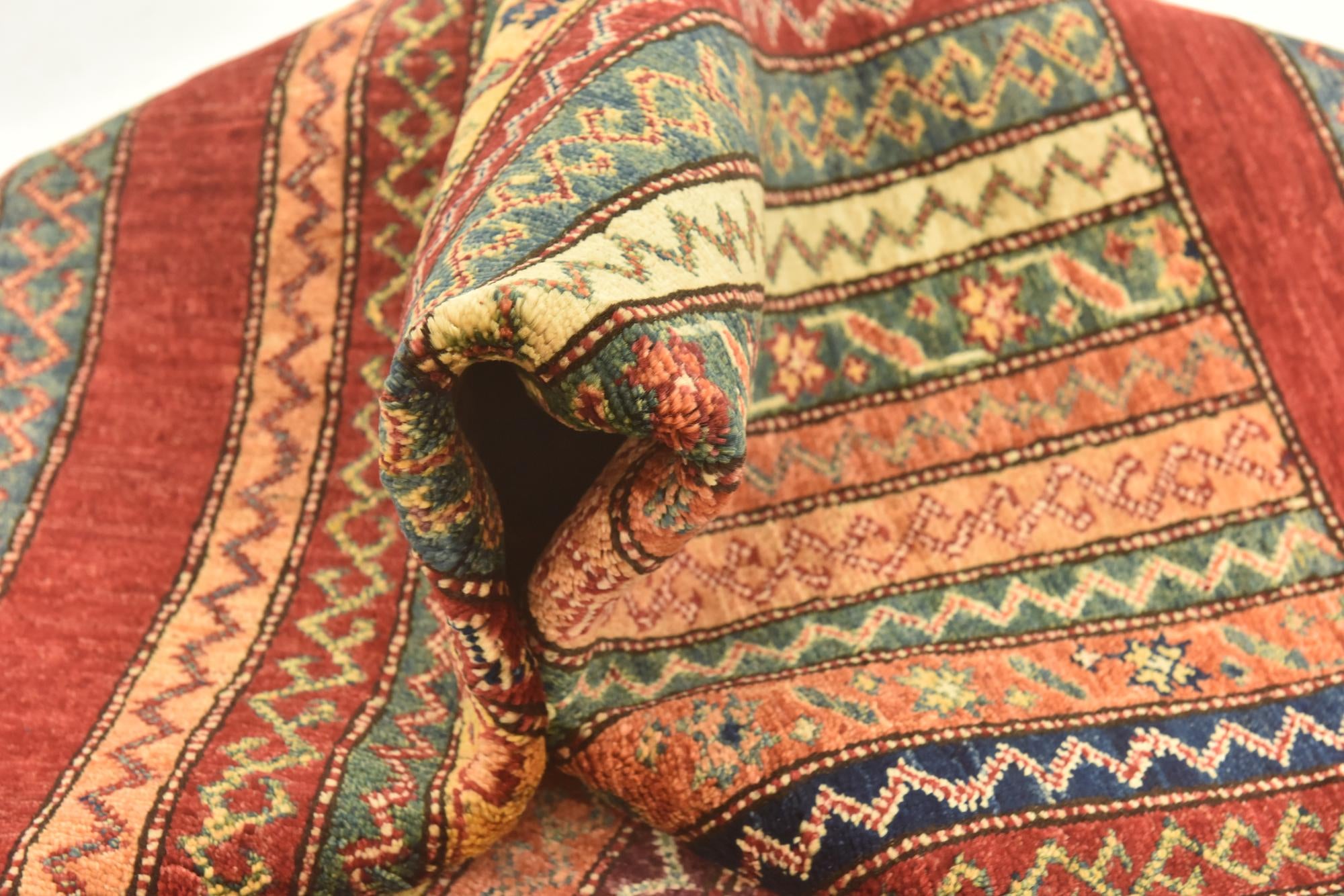 4' 10 x 6' 6 Hand Knotted Ariana Ziegler Rug