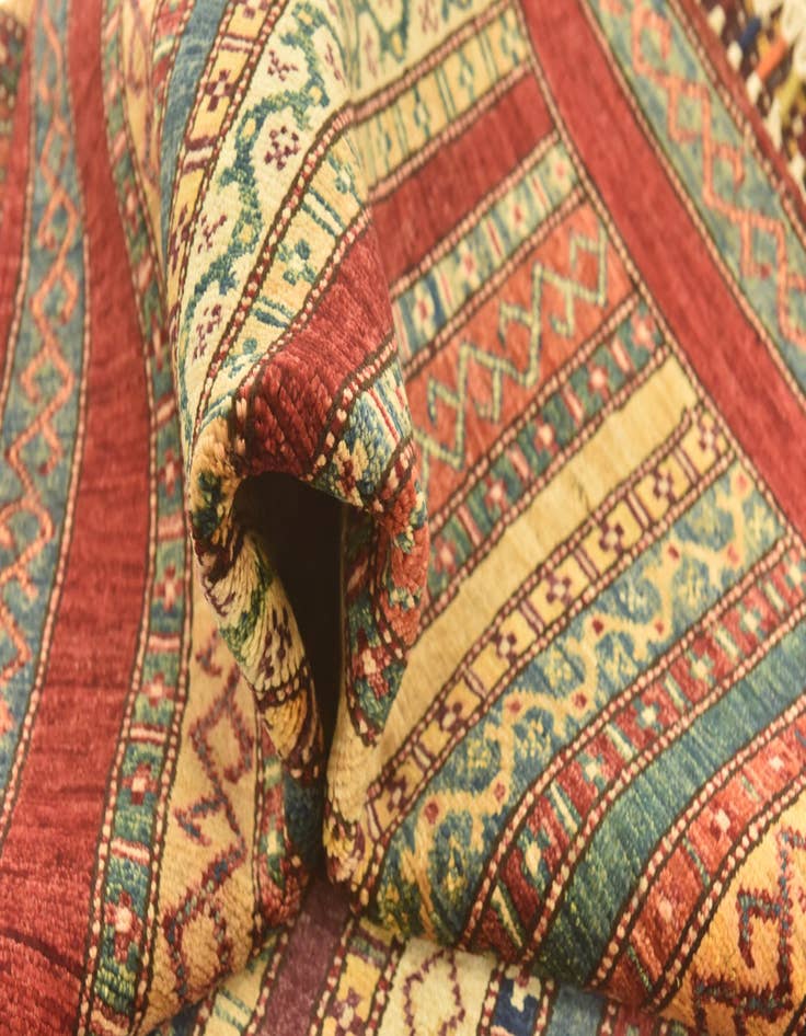 Detail image of 5' x 6' 5  Hand Knotted Ariana Ziegler Rug