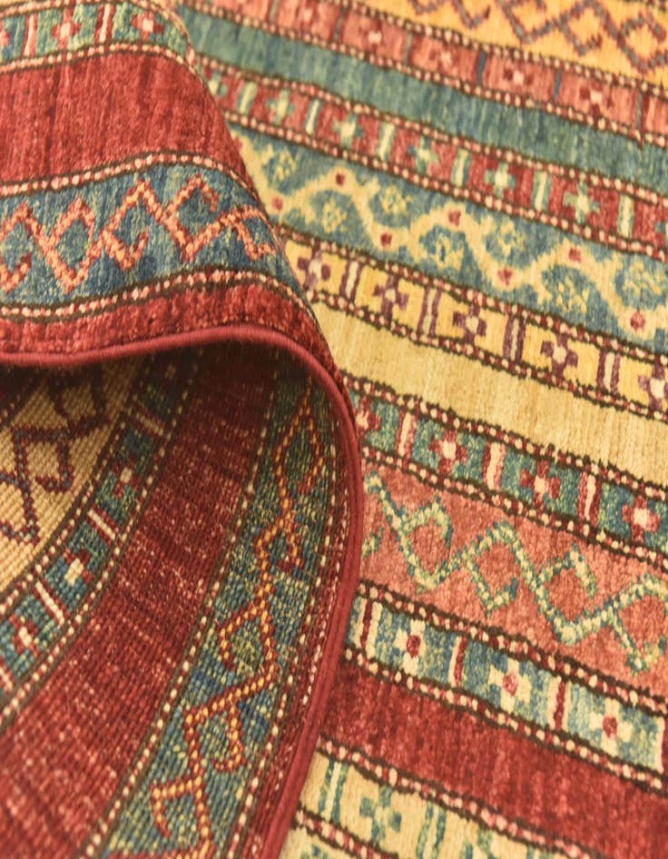 Detail image of 5' x 6' 5  Hand Knotted Ariana Ziegler Rug